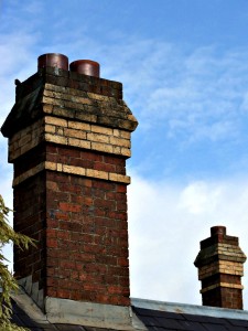 How do I know if my chimney is leaking?